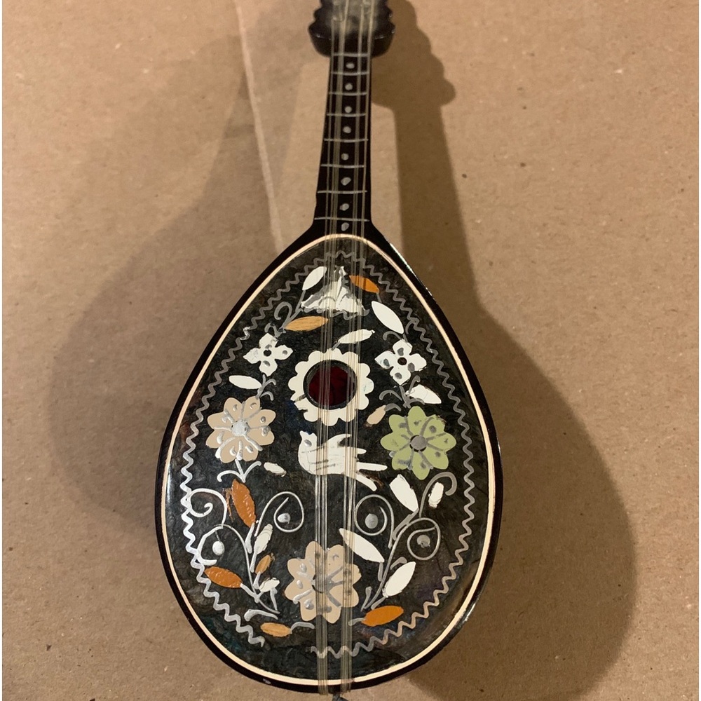 Italian music box